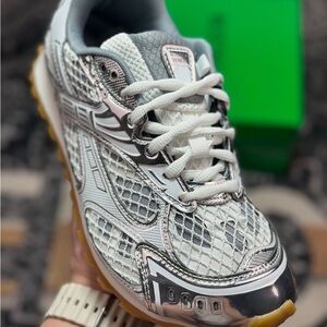 Venezia Women's Silver and White Sneakers